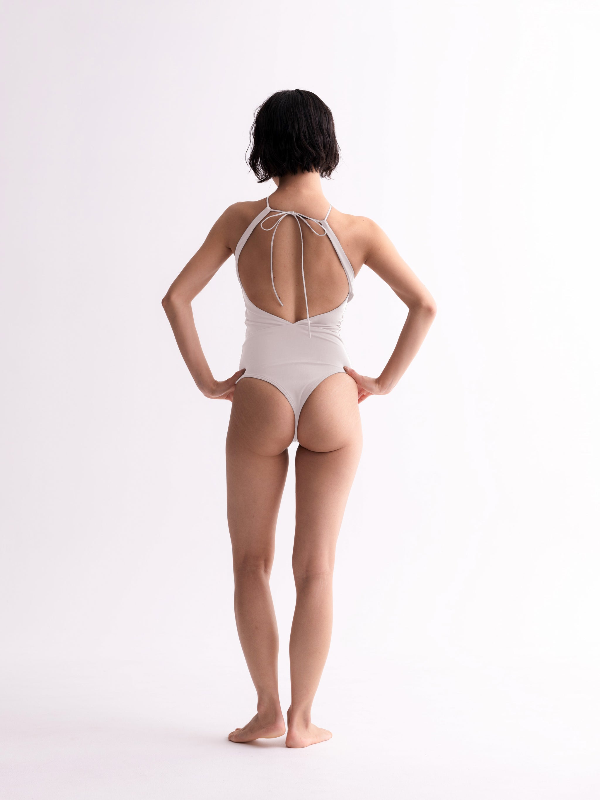 ZAHA Ⅱ- moonlight white – SISANDI