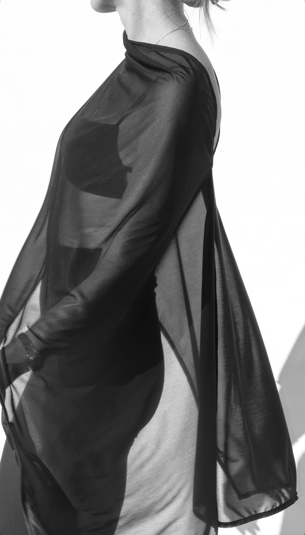 DRESS OVER CAPE - midnight black – SISANDI